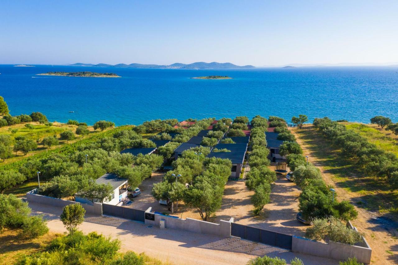 Camp Bepo Hotel Pakoštane Kültér fotó